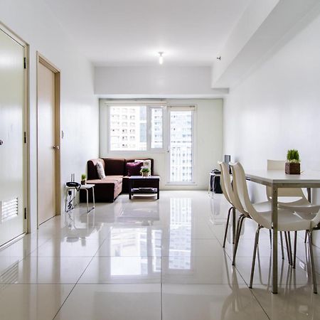 Linda'S Condo Manila Bagian luar foto